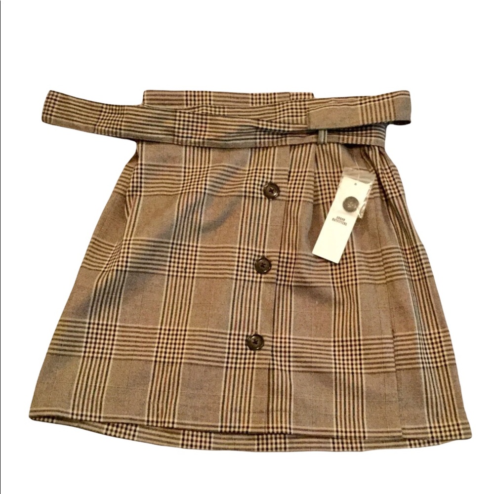 URBAN OUTFITTERS NEW WITH TAGS SKIRT.